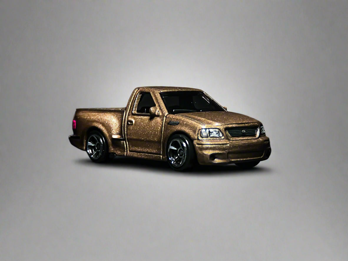 99 FORD F-150 SVT LIGHTNING HOT WHEELS